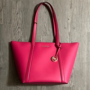 Michael Kors Large Shoulder Tote Bag Electric Pink